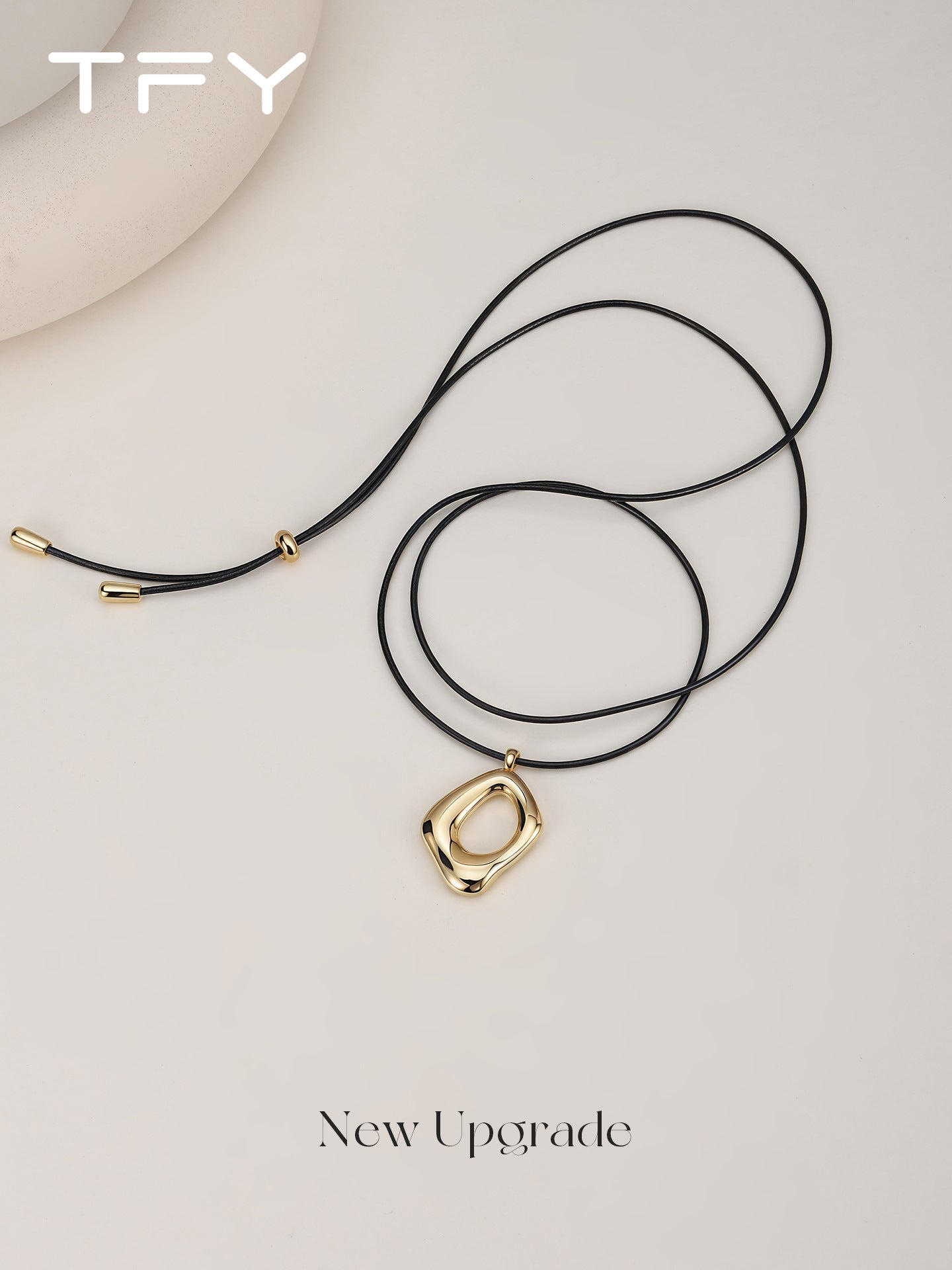 Black Rope Long Exquisite High-grade Sweater Chain Light Luxury Minority Necklace