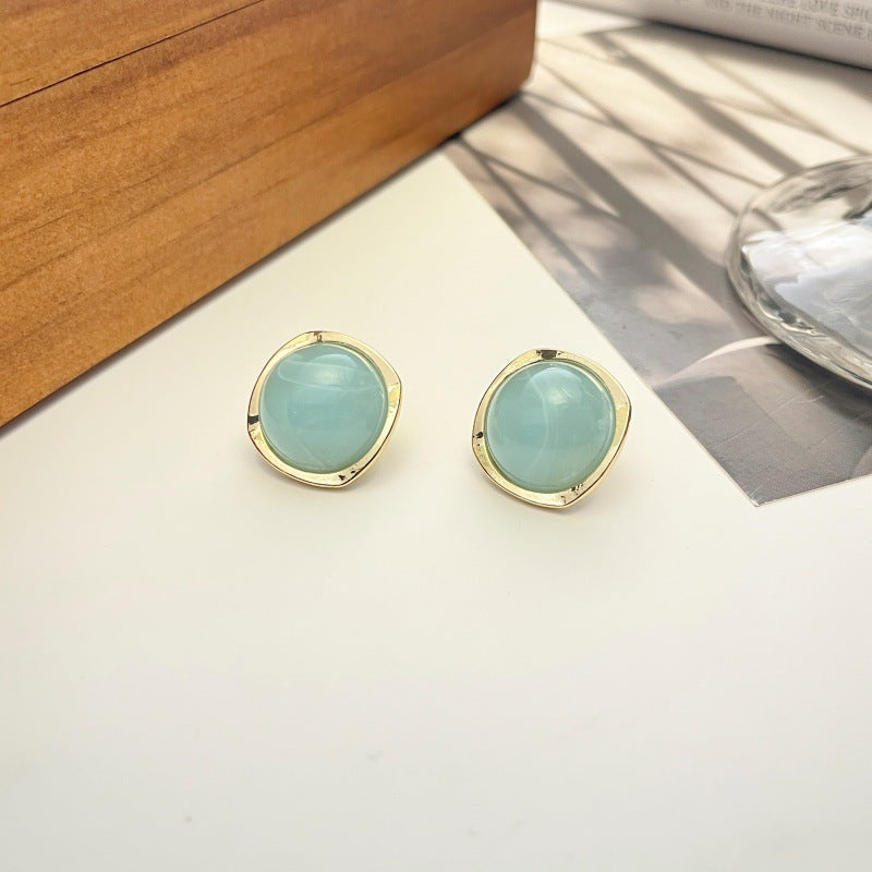 Women's Retro Blooming Acrylic Curved For Simple Stud Earrings