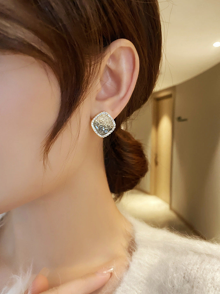 Women's Crystal For Design High-grade Gradient Effect Light Stud Earrings