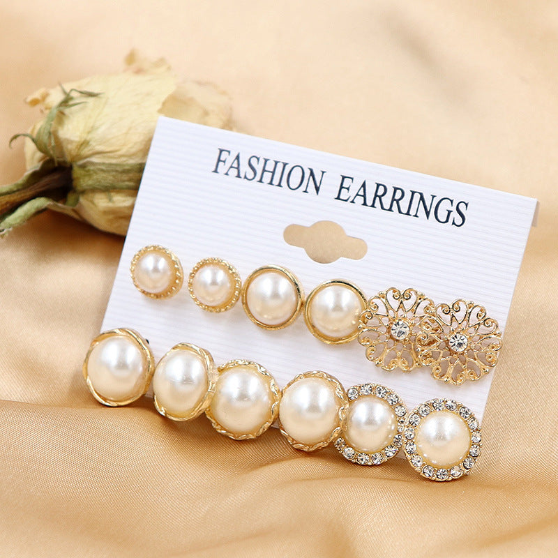 Women's Exaggerated Pearl Crystal Metal Pairs Plate Earrings