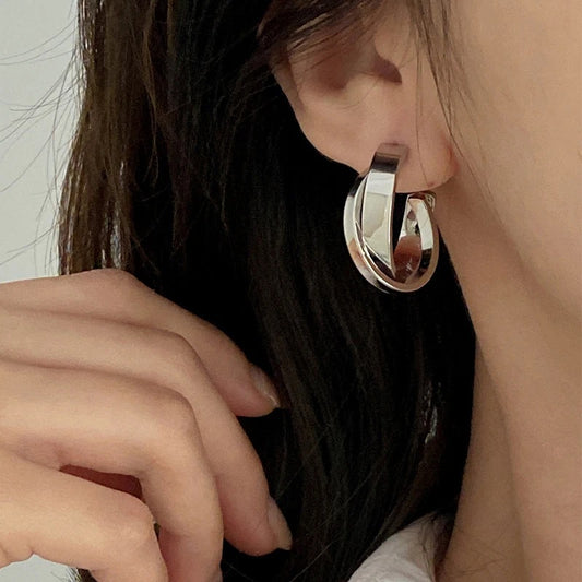 Women's French Style Metal Elegant High-grade Sier Pin Ear Slim Round Earrings