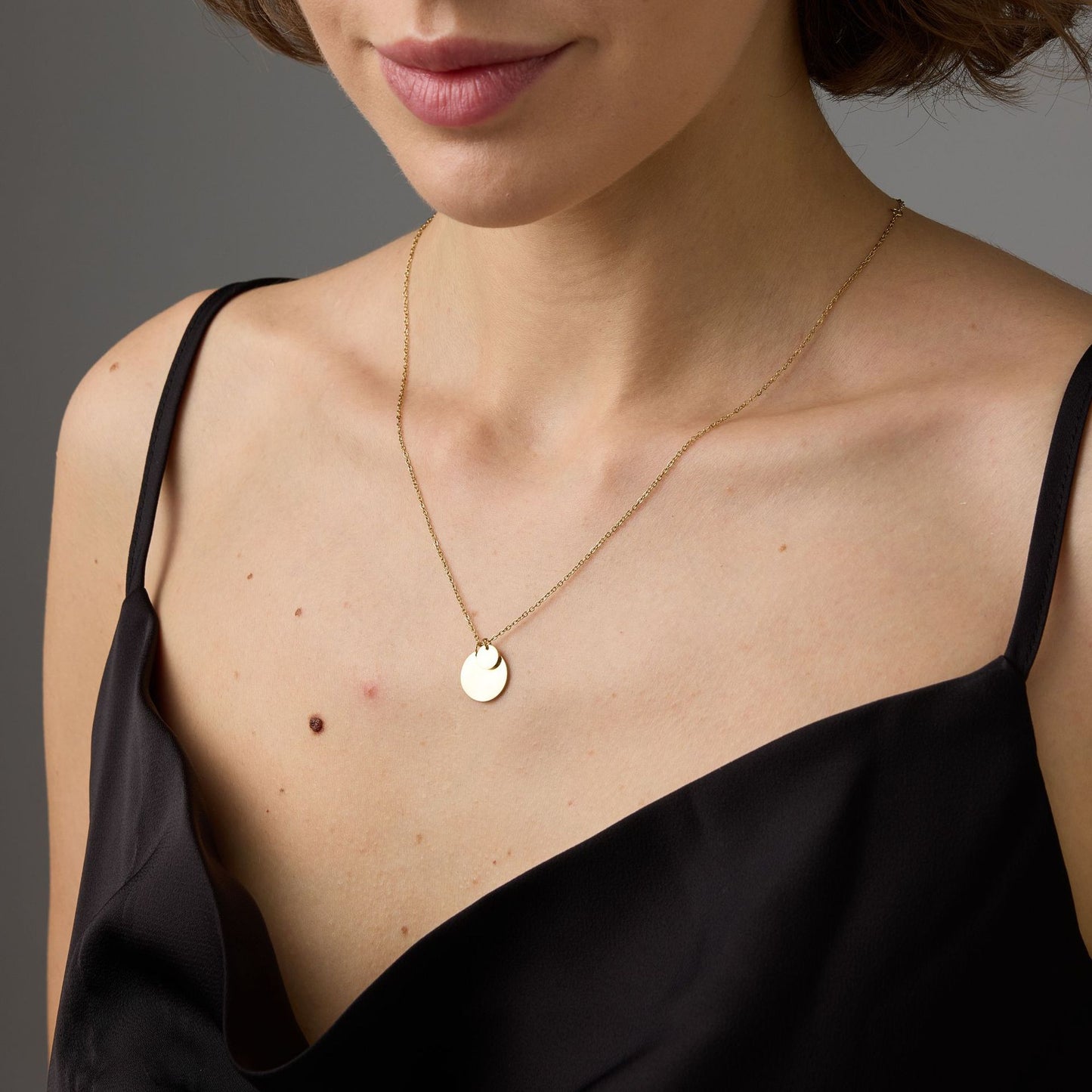 Women's Round Titanium Steel Simple Stainless Single-layer Clavicle Necklace