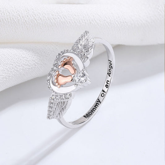 Creative Mother's Angel Wings Heart Engraved Ring