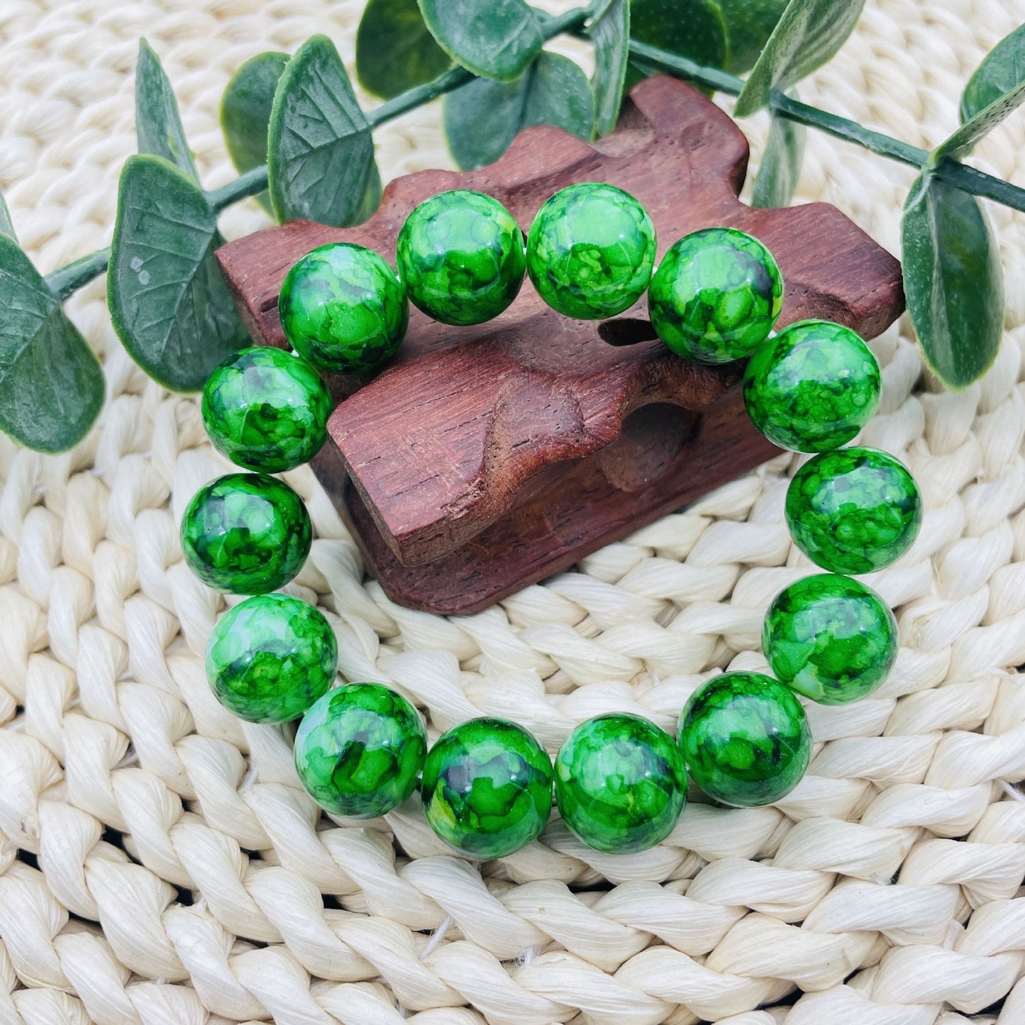 Women's & Men's Fresh Imitation Jade Dry Green Glass Paint Optimization Effect Fashion Bracelets