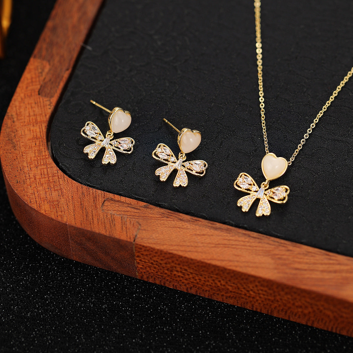 Glamorous Comfortable Two-piece Affordable Luxury Fashion Jewelry Set