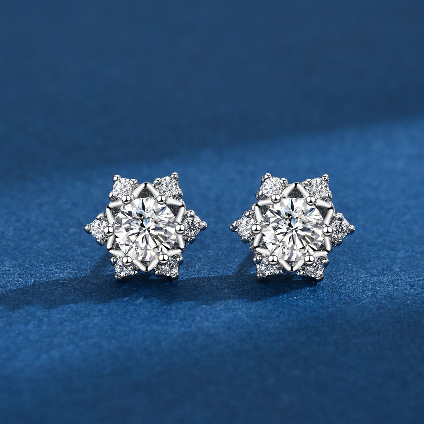 Women's Copper Plated Gold Micro Inlaid Zircon Stud Earrings
