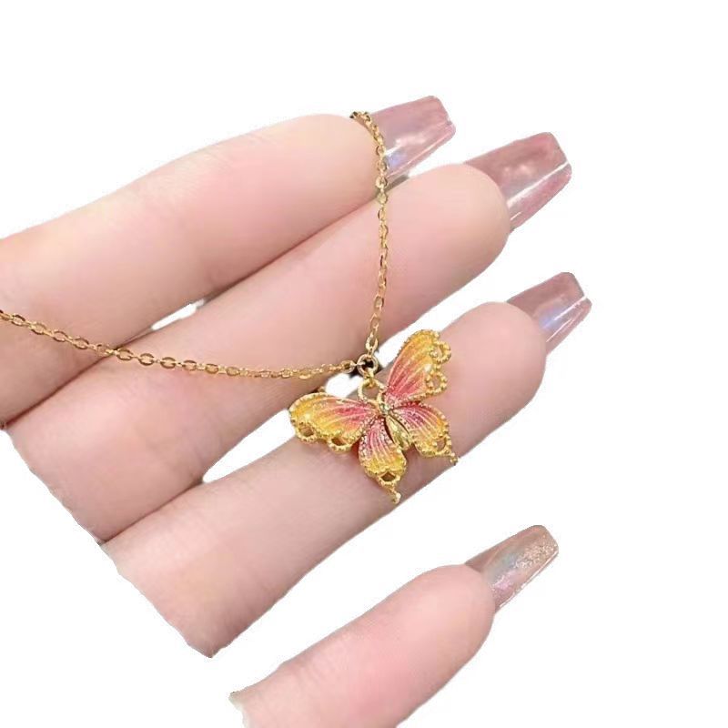 Die Colorful Butterfly Twist Hollow Female Pendants