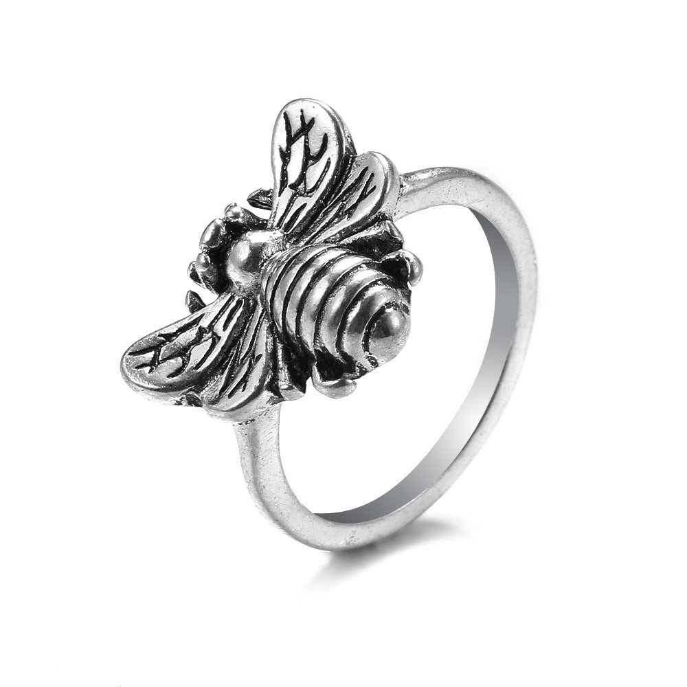 Knuckle Female Personality Rose Skull Spider Rings