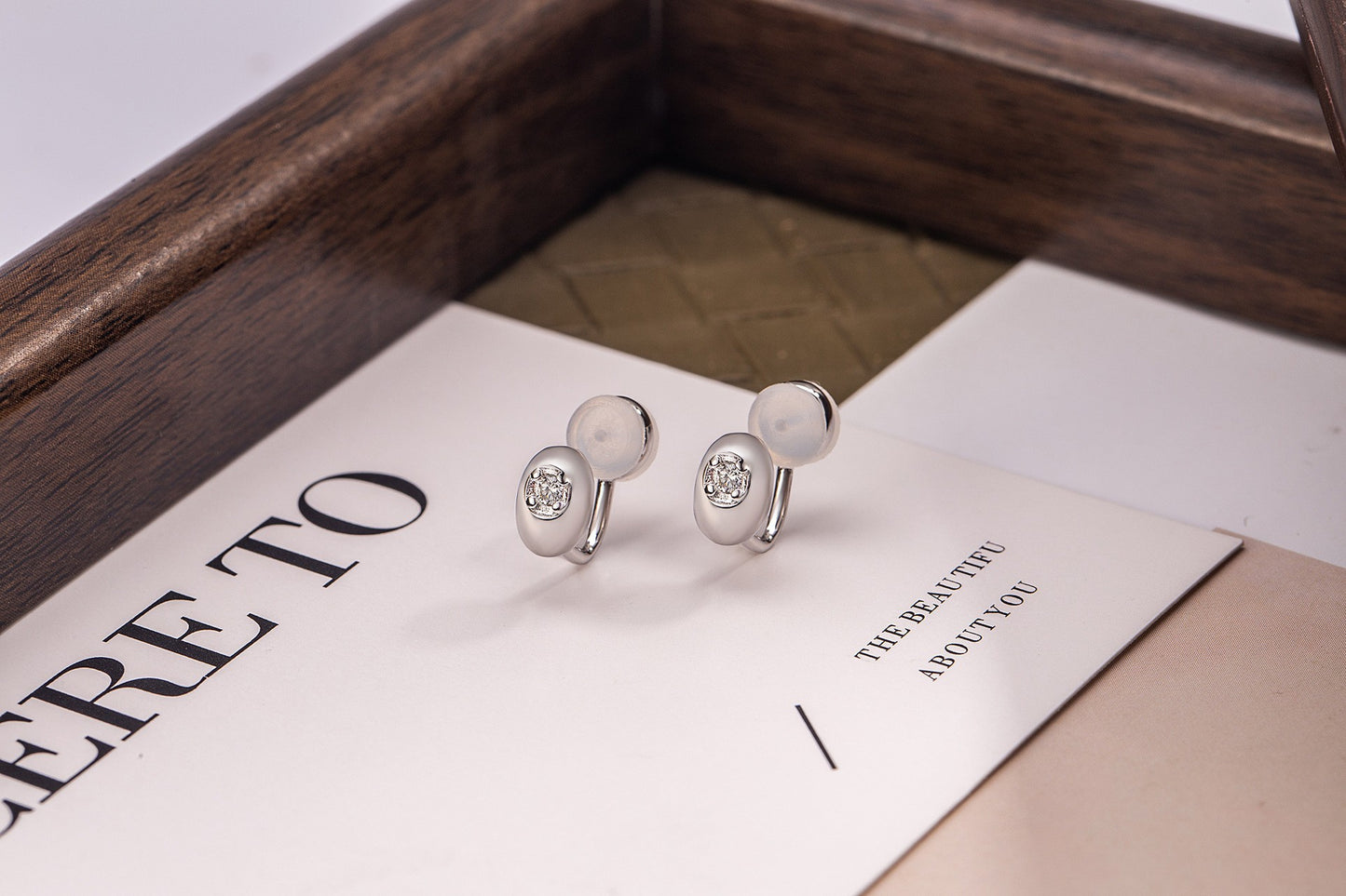 Women's Exquisite Small Zircon Simple Cute High Sense Ear Stud Earrings