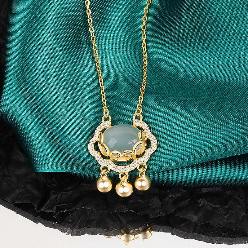 Women's Luxury Minority White Chalcedony Safety Lock Necklaces