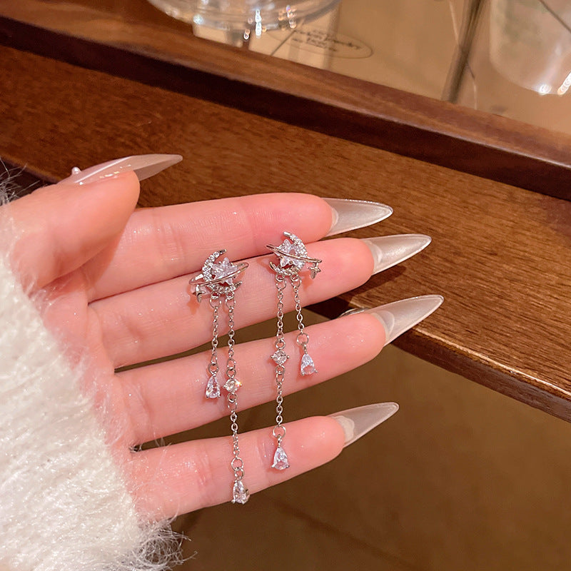 Women's Flash Star Moon Ear Fashionable Temperament Long Earrings