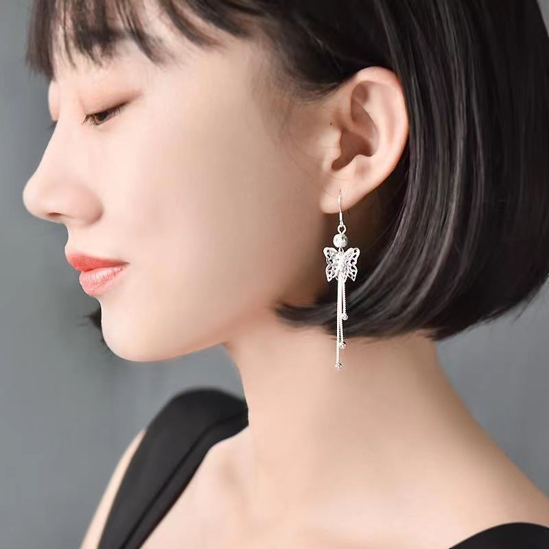 Women's Brass Gold-plated Butterfly Live Chain Boutique Ear Line