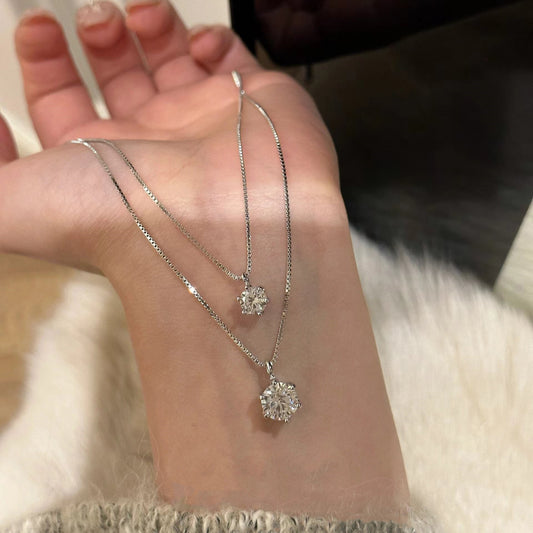Women's Solitaire Light Luxury Minority High-grade Fashion Style Necklaces