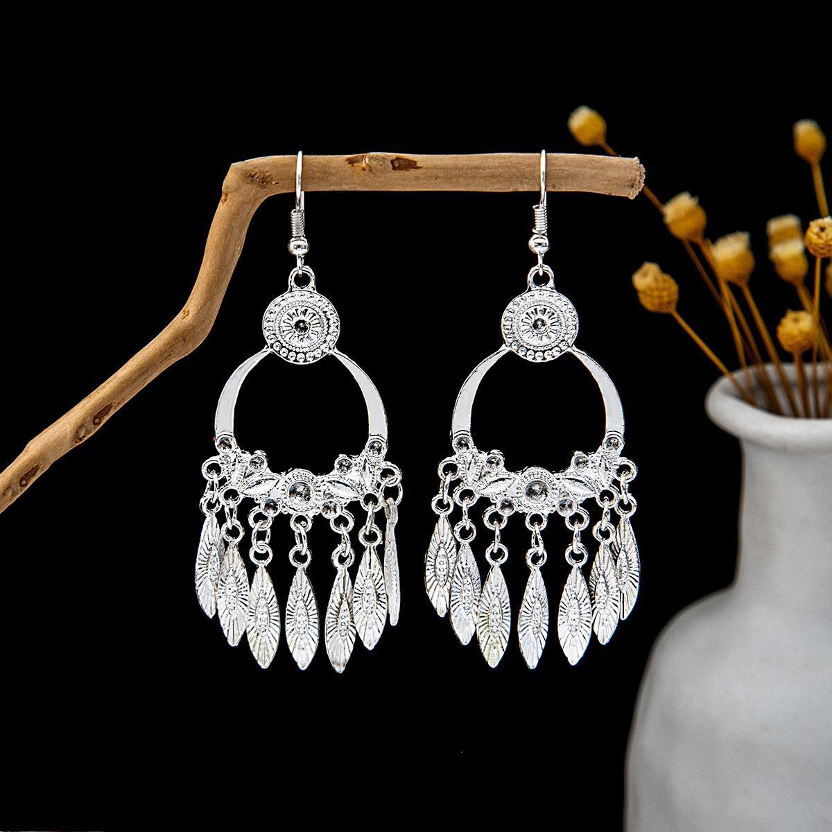 Miao Sier Personality Hollow Out Leaf-shaped Fashion Earrings