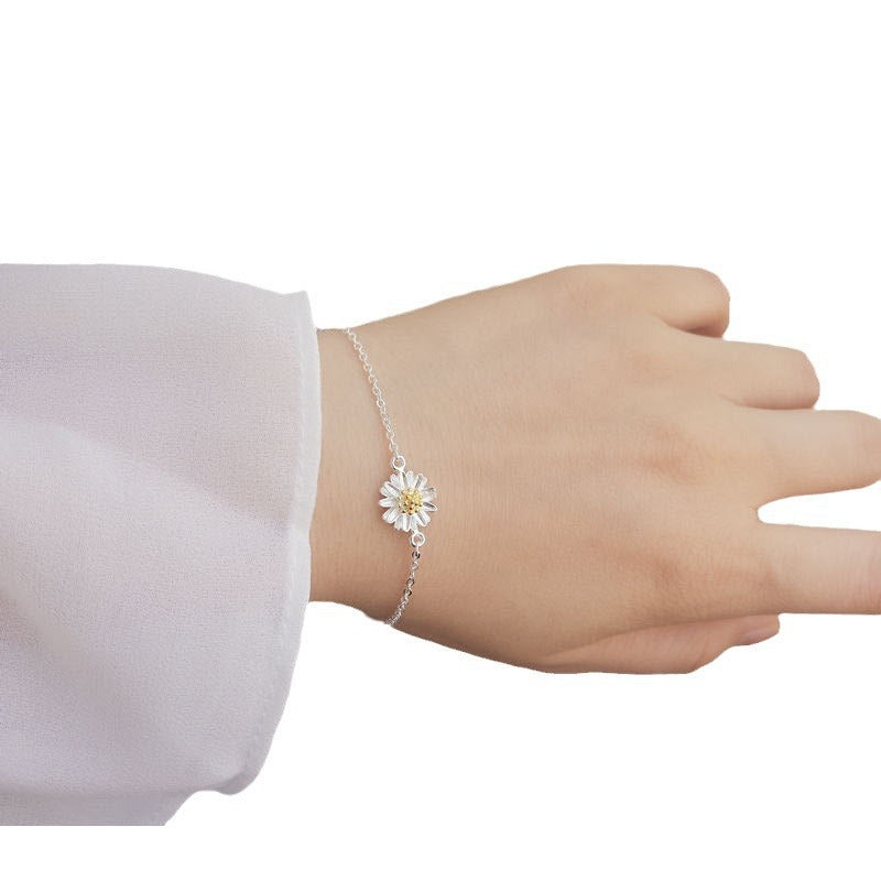 Women's Cute Fashion Korean Fresh Daisy Hand Bracelets