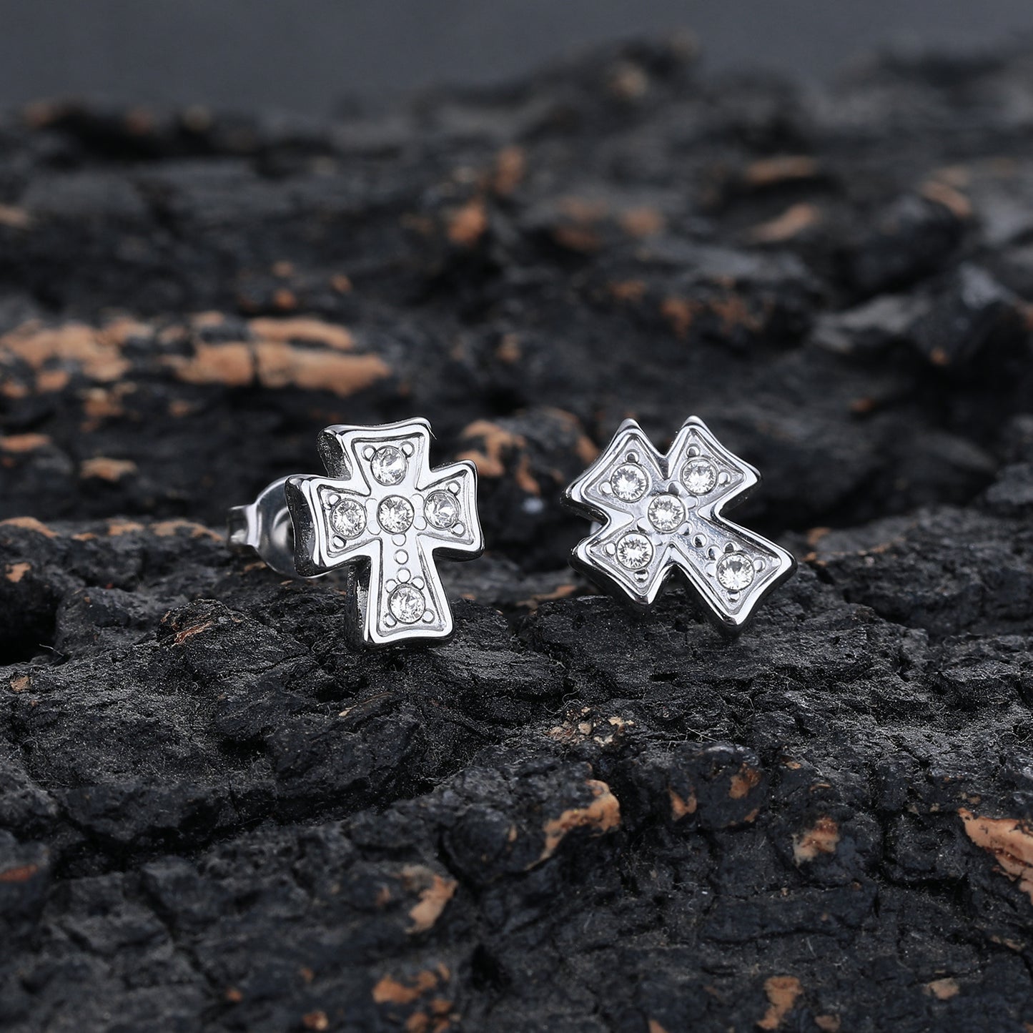 Steel No Fading Cross Full Diamond Ear Bone Piercing Advanced Stud Earrings