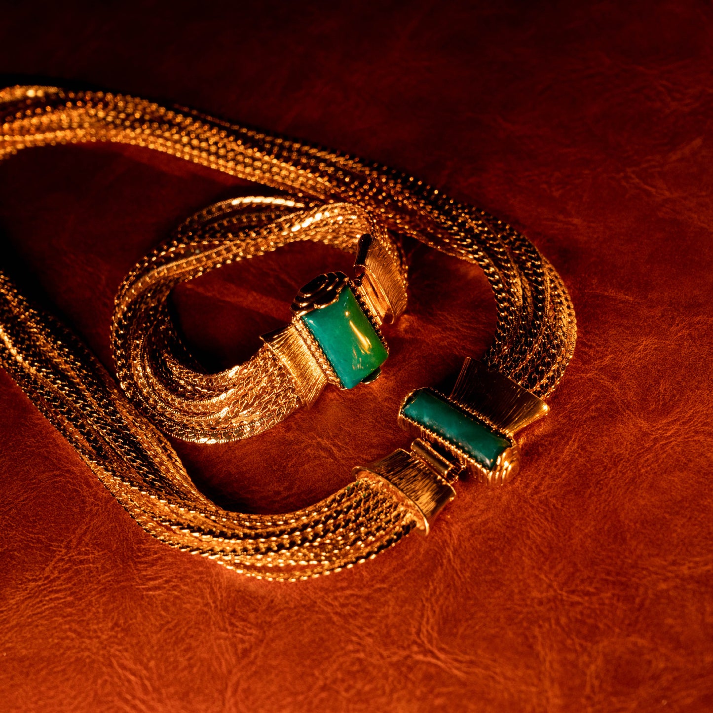 Early Book Vintage Weave Simple Golden Necklaces