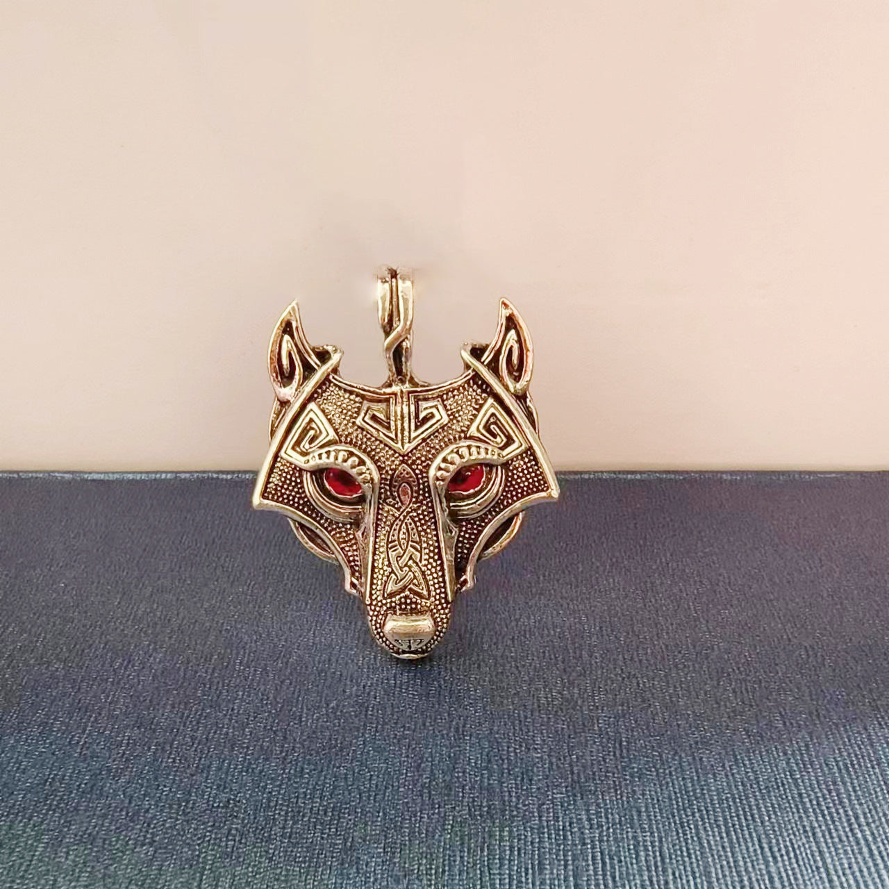 Exaggerated Personalized Viking Force Laboratories Wolf Head Charm Pendants