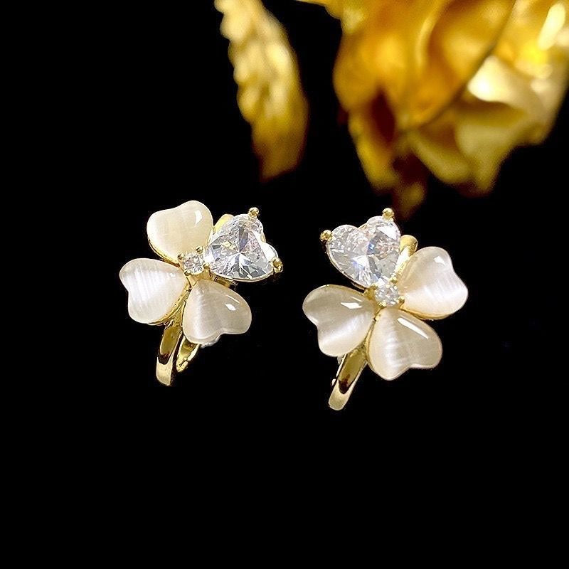 Opal Flower Love Heart Light Luxury Rings