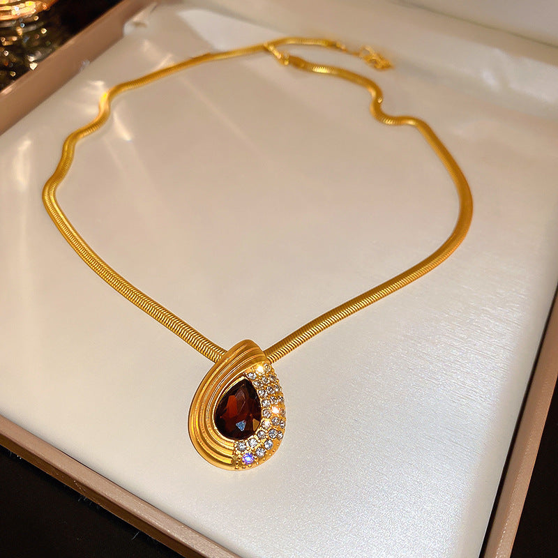 Clavicle Chain Temperament Trend Retro Easy Necklaces