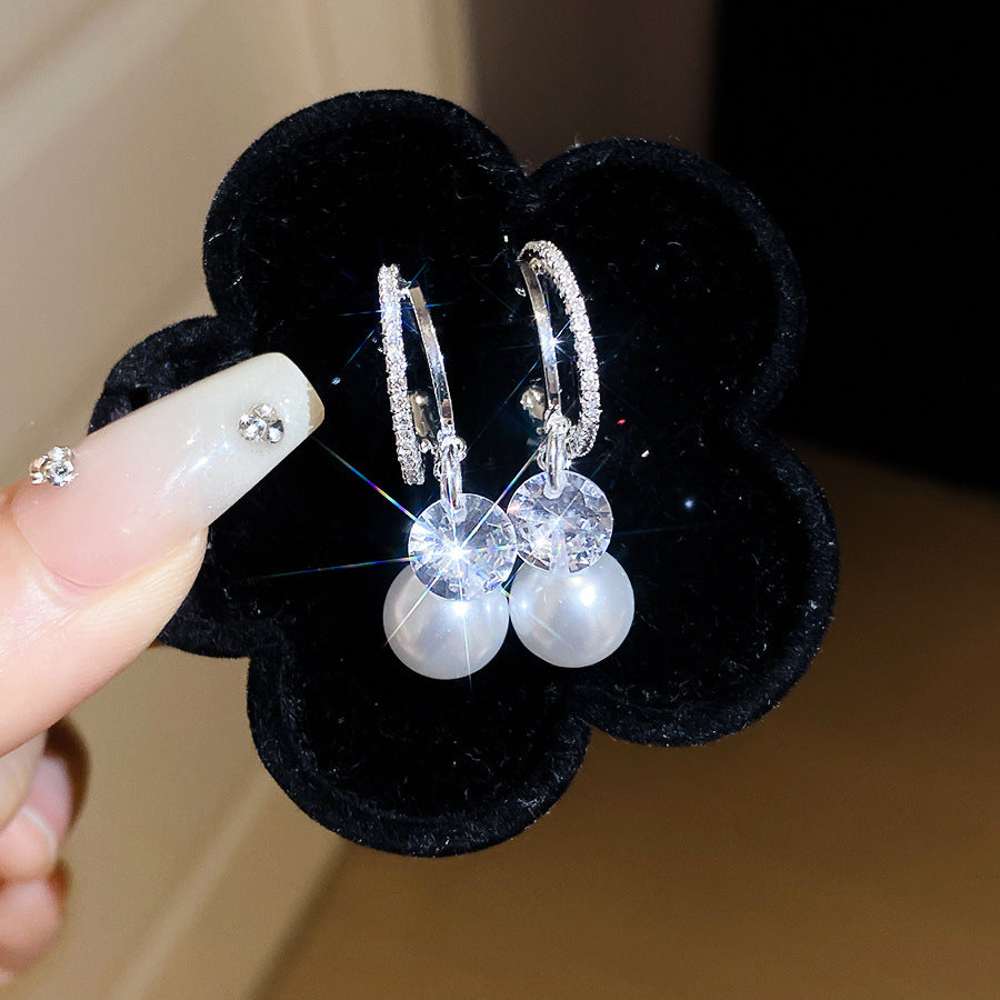 Women's Style Refined Zircon Flower Pearl Light Luxury High-grade Ear Earrings