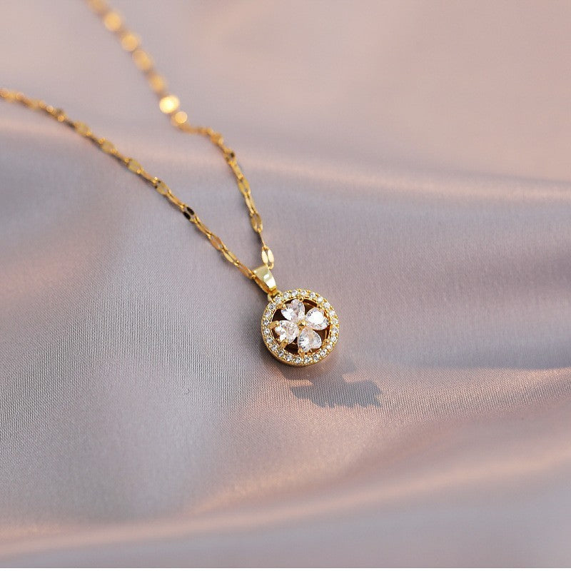 Female Minority Fashion Design Rotating Bauhinia Zircon Flower Necklace