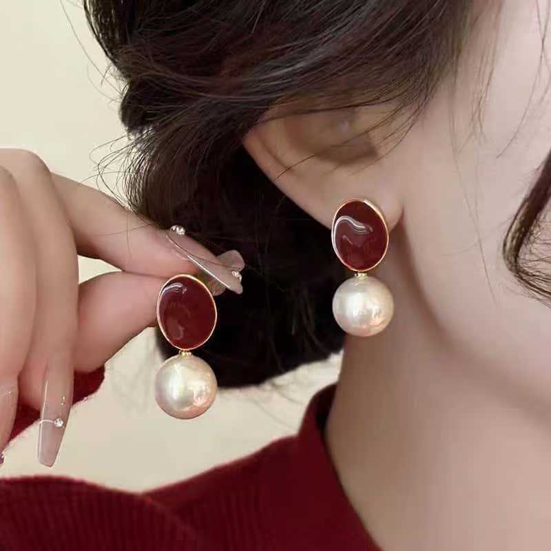 Glaze Geometric Light Luxury Ear Clip High-grade Earrings
