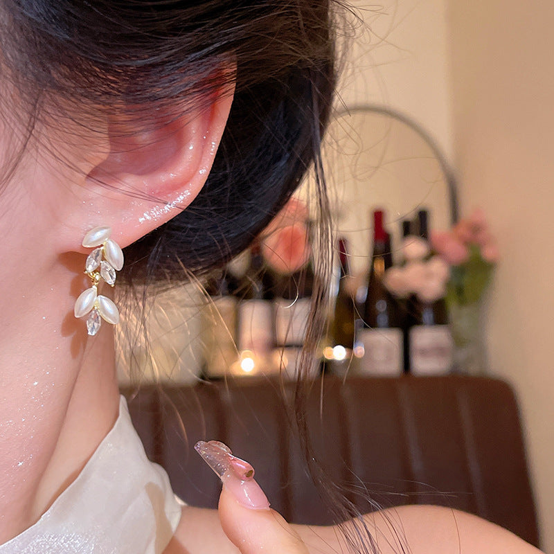 Women's Luxury Minority High-grade Zircon Tassel Wheat Elegant Temperamental Earrings