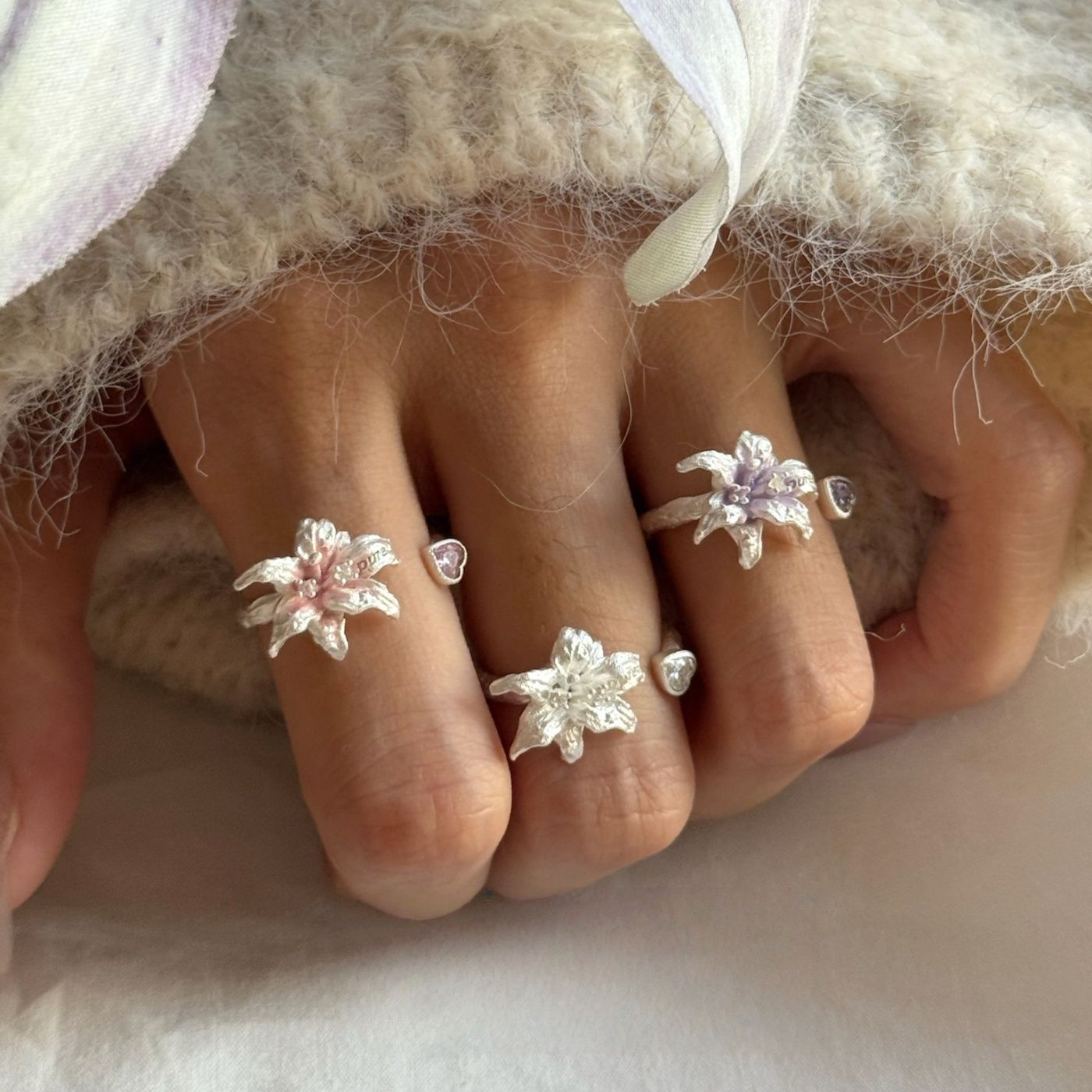Lily Series Niche Advanced Simple Romantic Ring