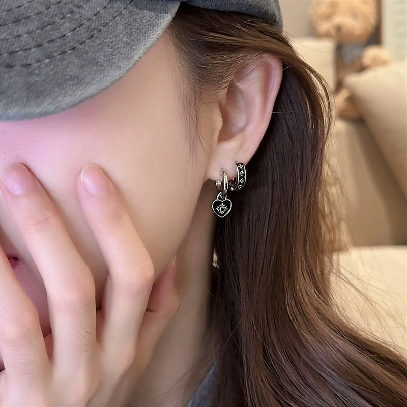 Cold Wind Black Ear Double Love Simple French Rings