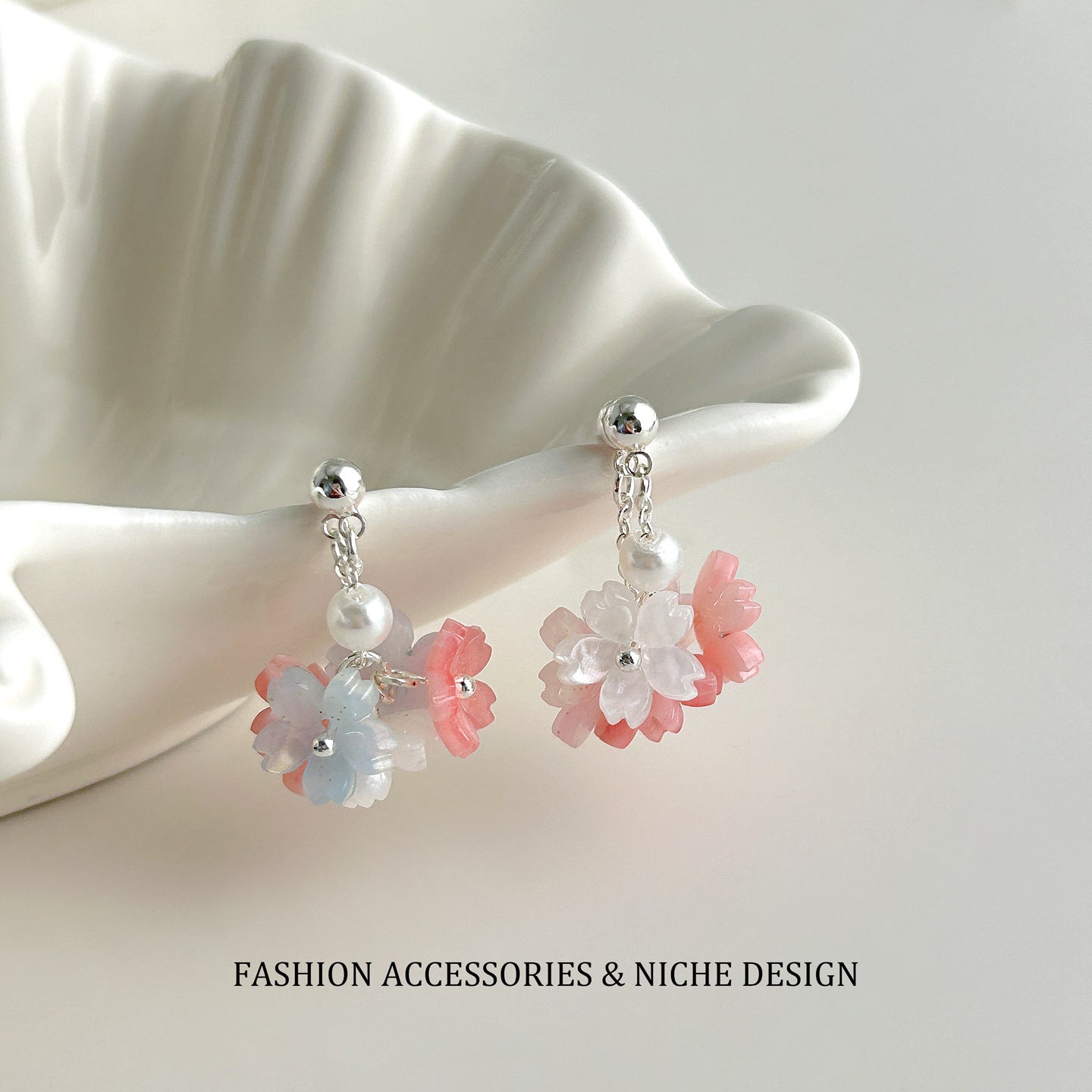Pearl Flower Light Luxury Minority Design Earrings