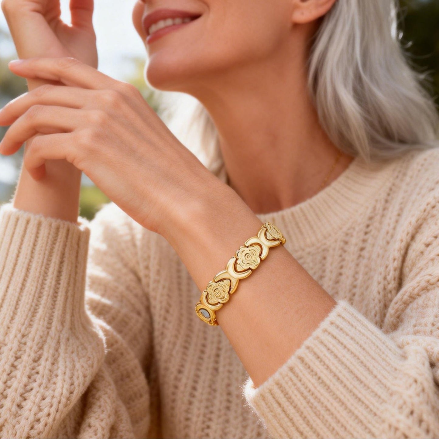 Luxury Fashion Rose Flower Magnet Diamond Single Bracelet