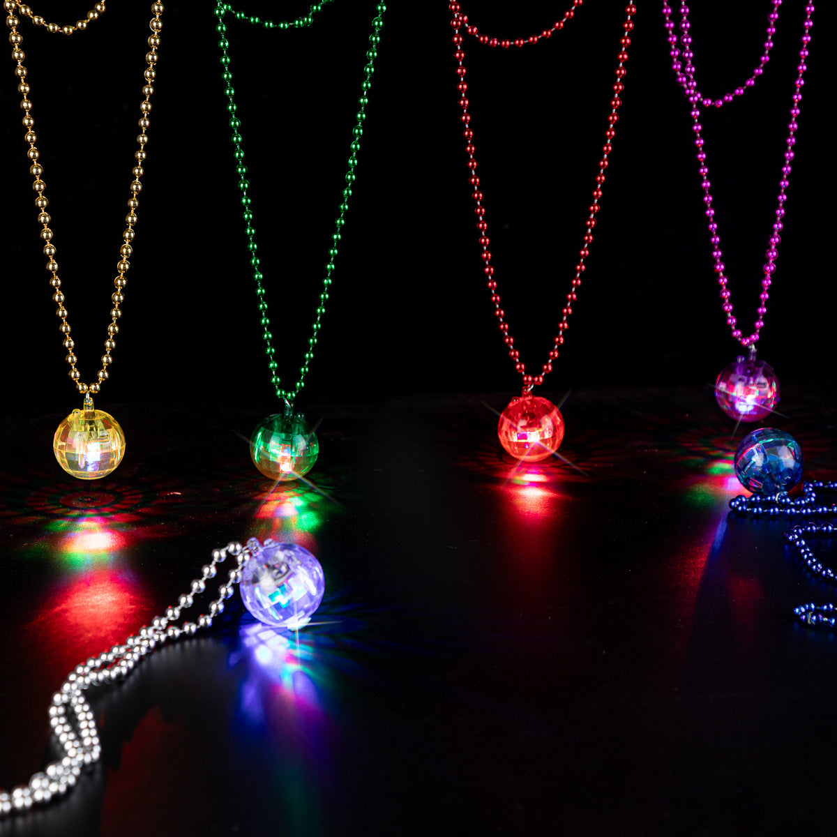 Colorful Laser Reflecting Light Balls Nightclub Pendants