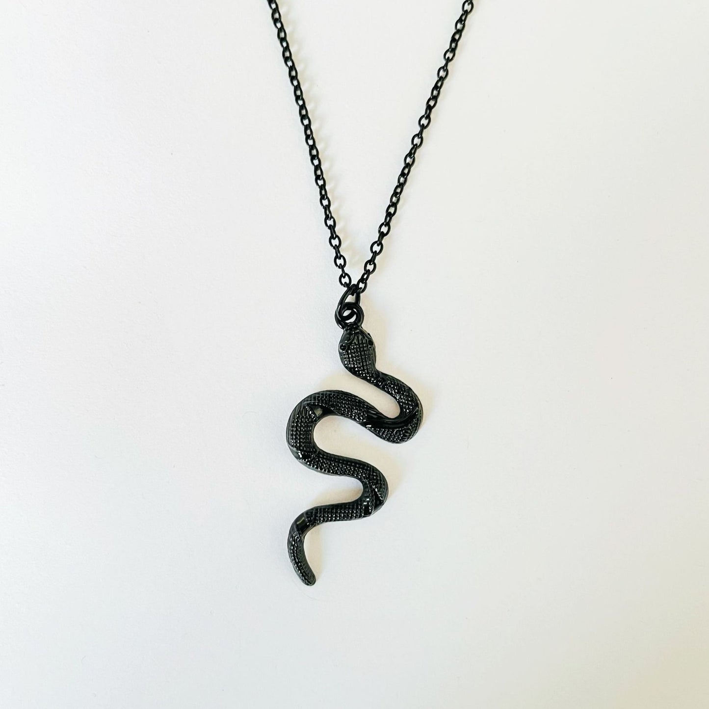 Popular Snake Element Personalized Minority Fashion Retro Sweater Pendants