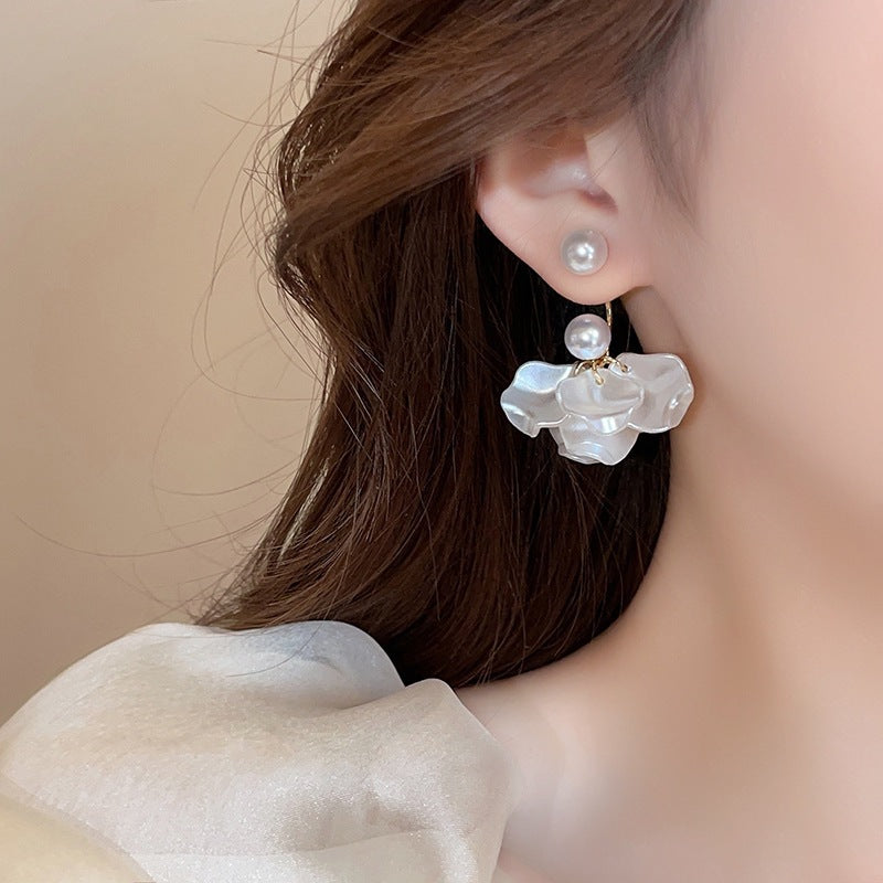 High-grade Elegant Pearl Design White Petal Ear Accessory Super Fairy Stud Earrings