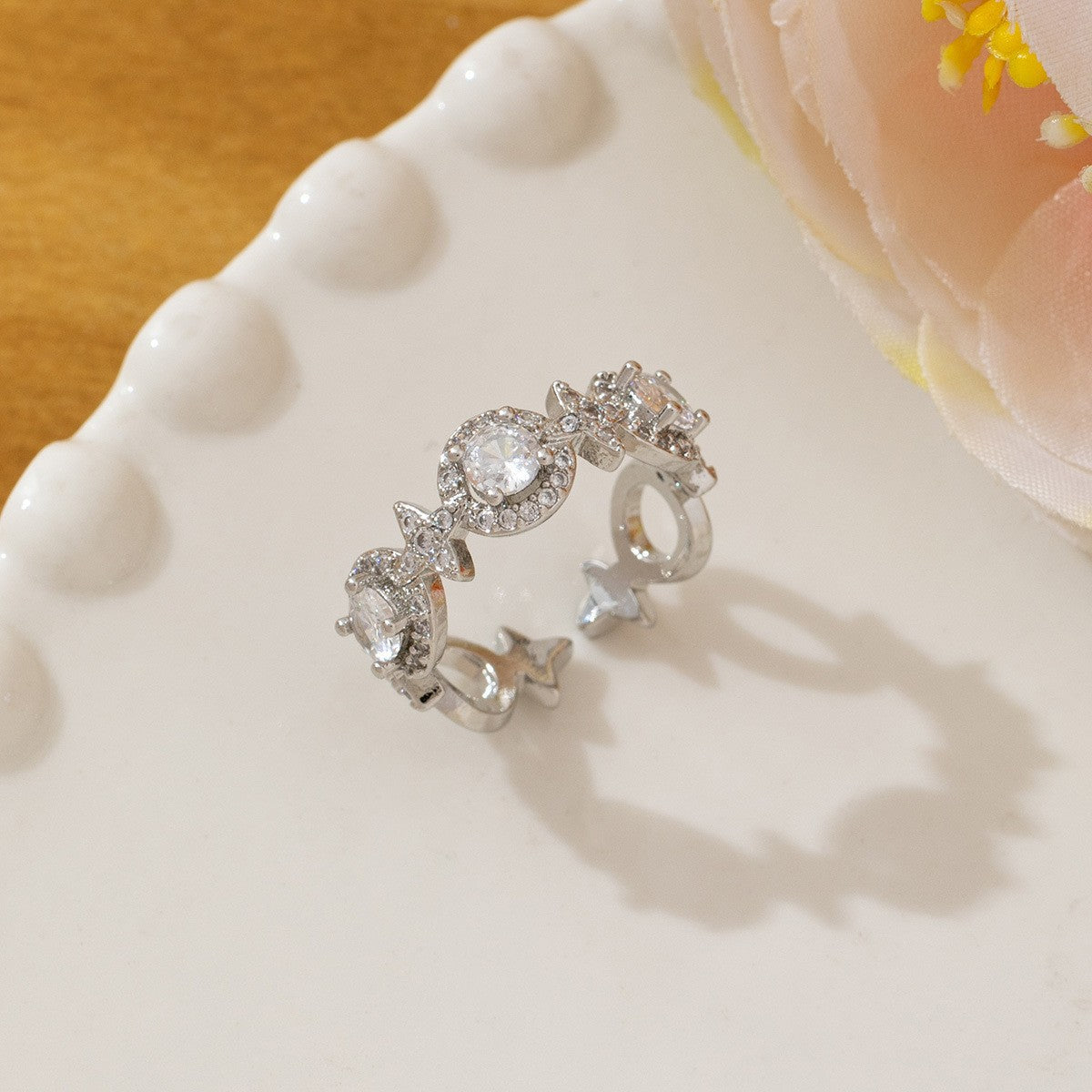Luxury Cross Design Fashion Open High Sense Index Ring