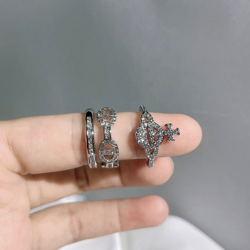 Design Double Layer Pig Nose Hollow Rings