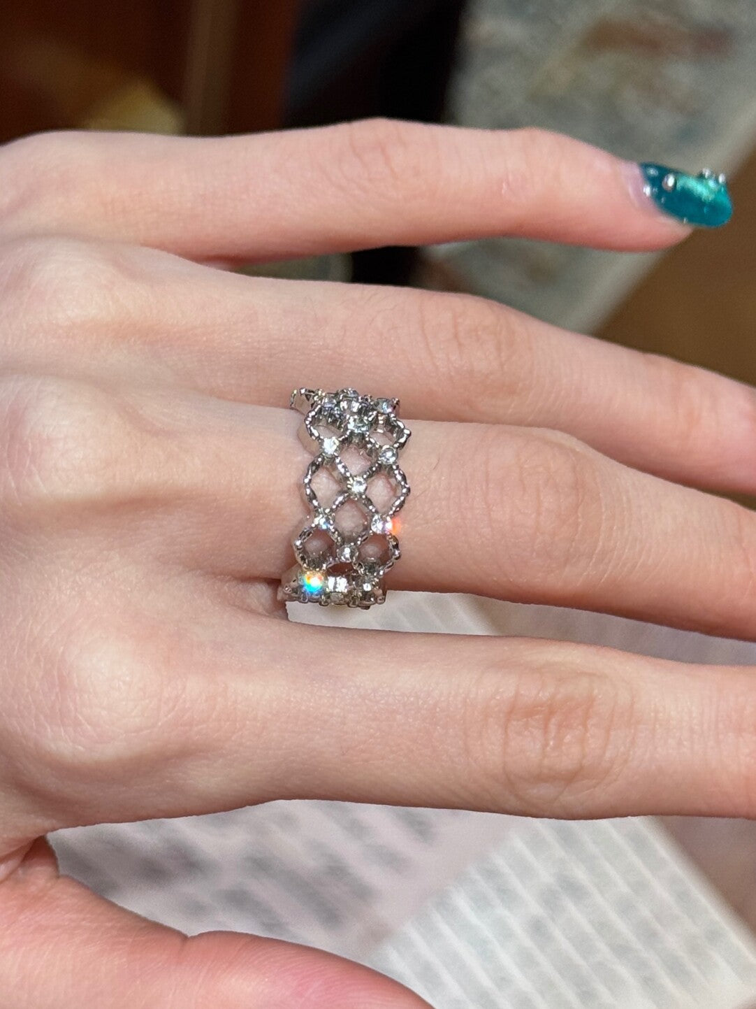 Very Shiny Mesh Diamond Rhinestone Open Rings
