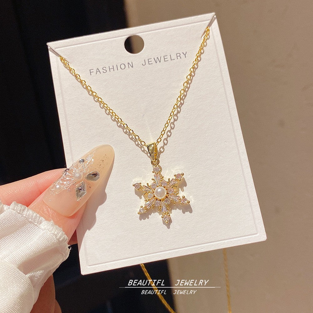 Women's Minority Simple Fashionable Elegant Zircon Clavicle Chain Titanium Steel Accessory Necklace