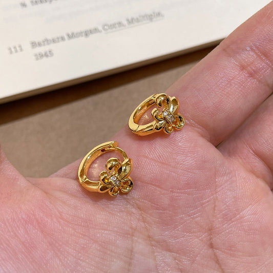 Golden Classical Rhinestone Flower-de-luce Ear Clip Light Luxury Antique Style Stud Earrings
