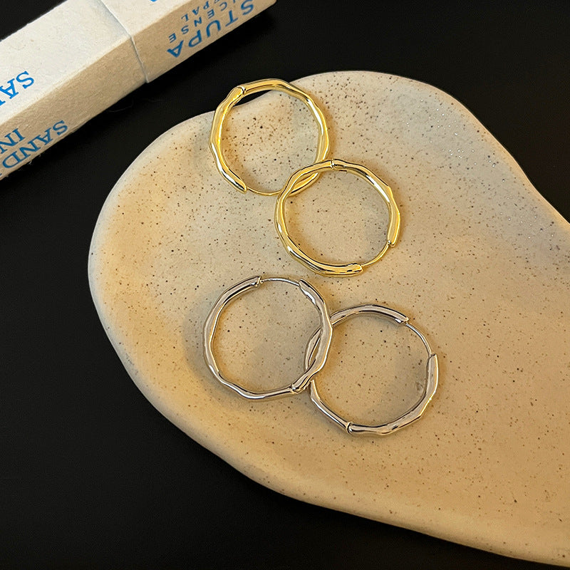 Simple Cold Style Female Ear Circle Temperament Earrings