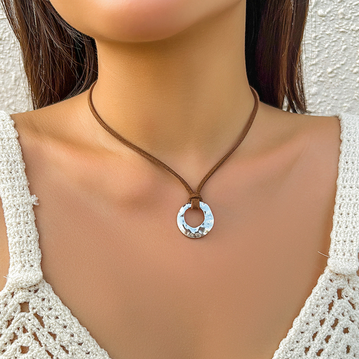 Ornament Simple Geometric Heart Shape Hollow Out Neck Necklaces