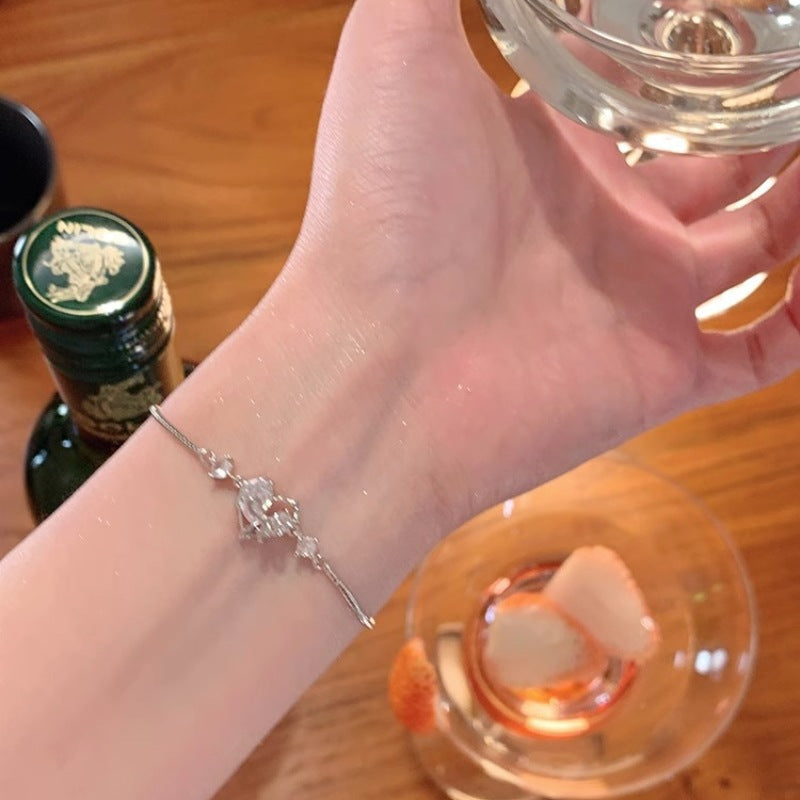 Zircon Titanium Steel Female Light Luxury Minority High-grade Pull Adjustable Bracelet