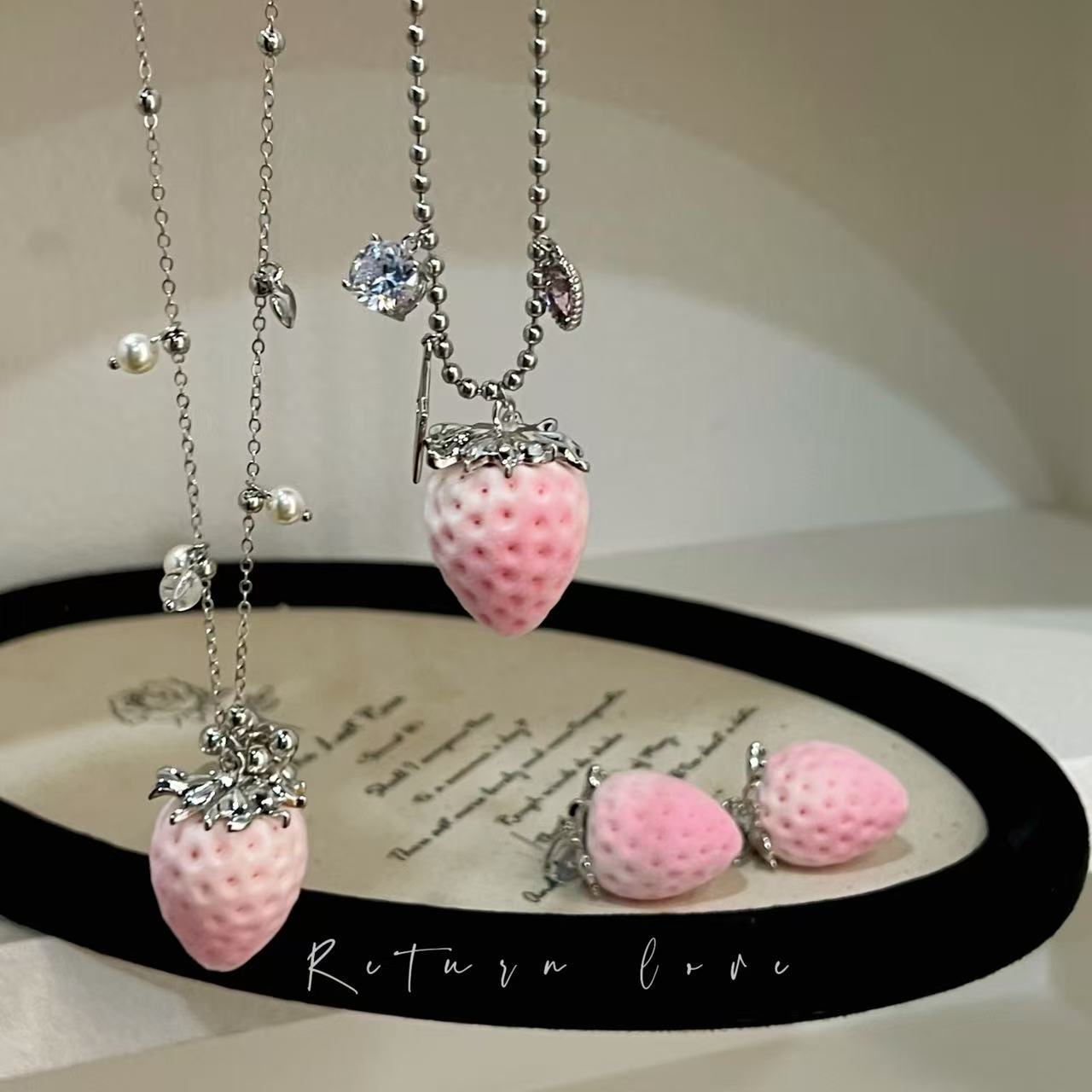 Sense Mild Luxury Retro Exaggerated Personalized Necklaces