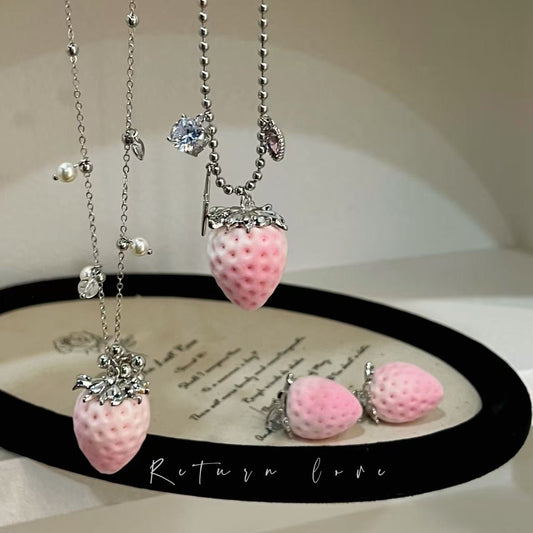 Sense Mild Luxury Retro Exaggerated Personalized Necklaces
