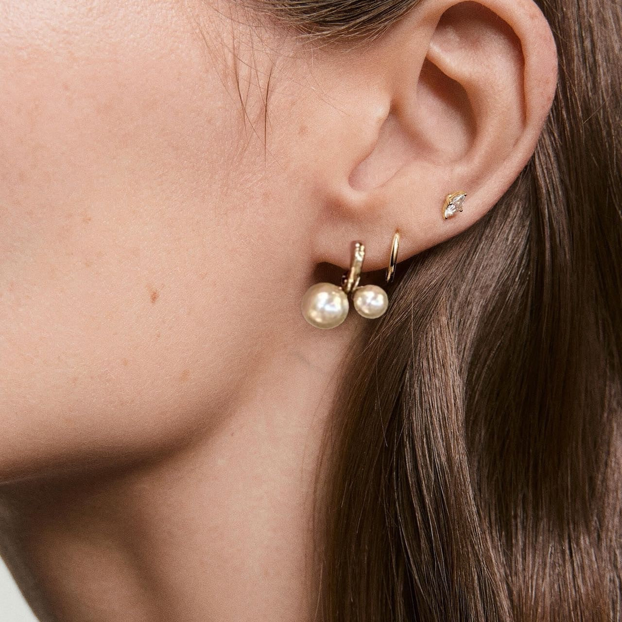 Simple Gentle Mocha Mousse Pearl Small Cherry Stud Earrings