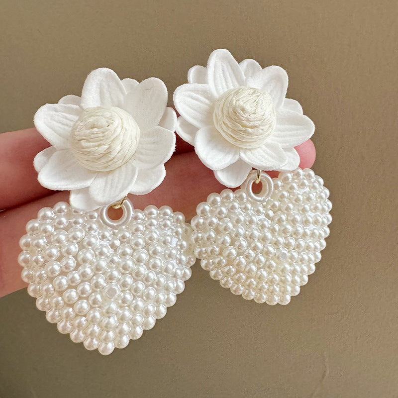 Style Gentle Smart Versatile Elegant White Flower Earrings