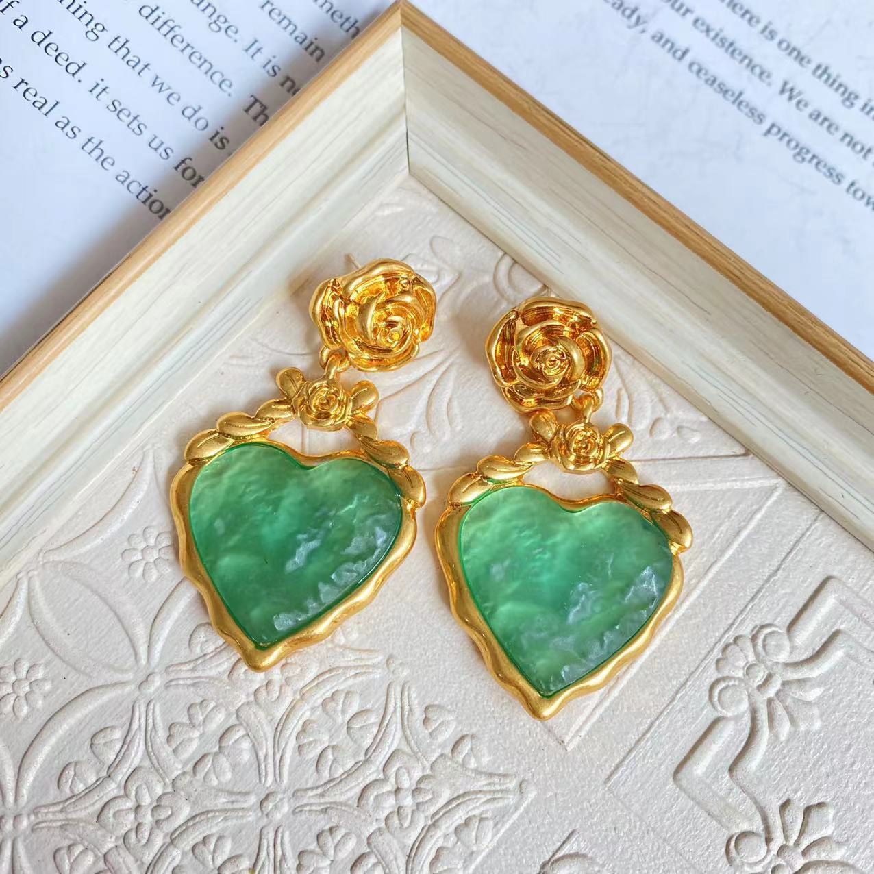 Heart Magic Color Polarized Simple Rose Fresh Stud Earrings