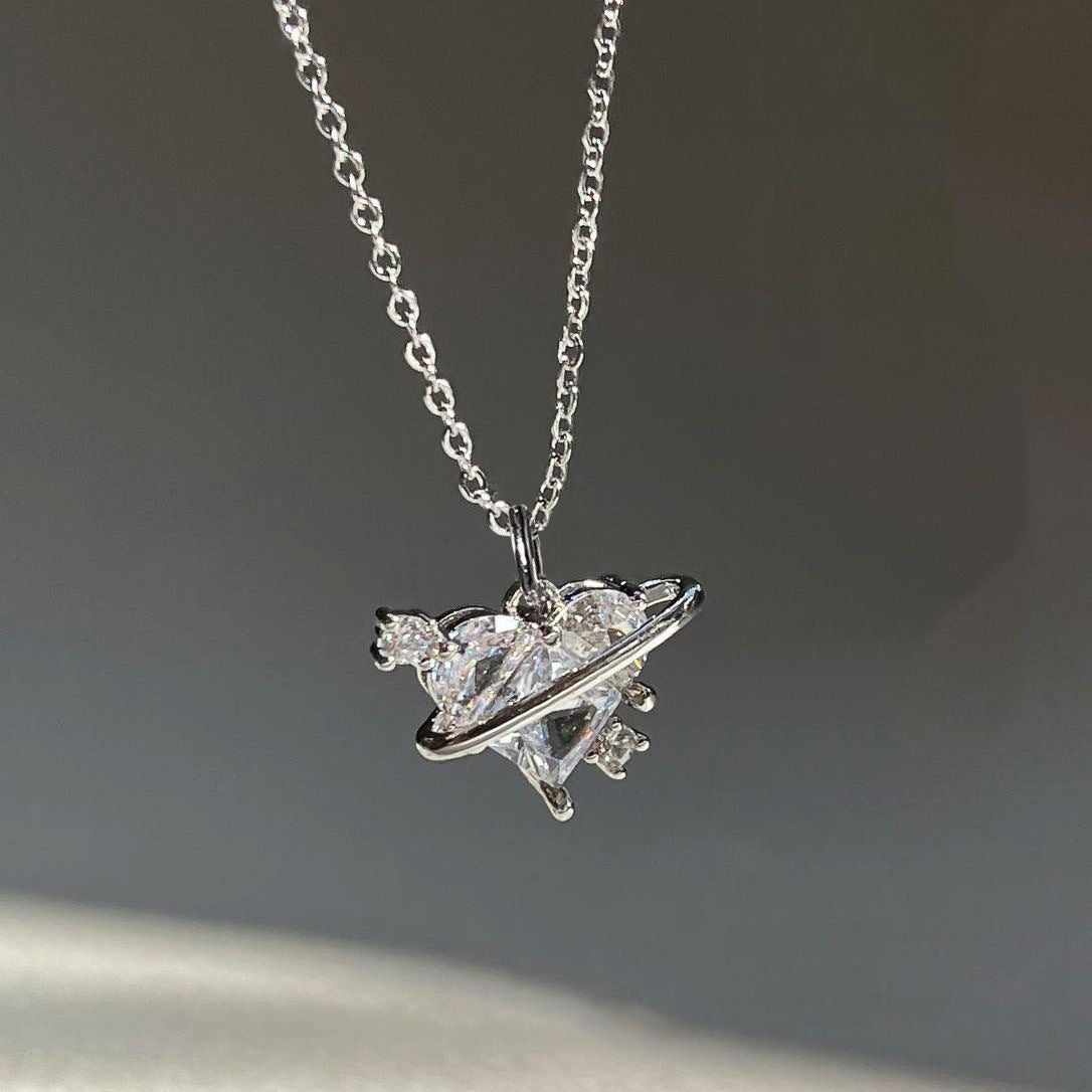 Women's Sweet Temperamental Minority Design High-grade Clavicle Necklaces