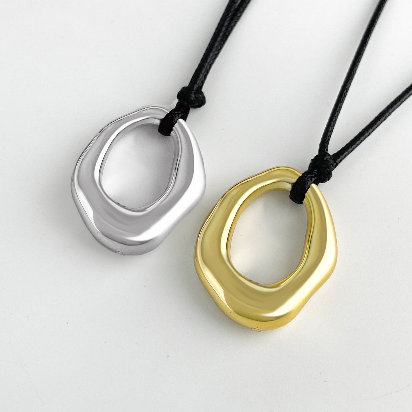 Irregular Heart Hollow Alloy Geometric Wax Necklaces